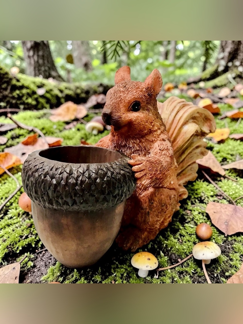 Vintage Country Squirrel Resin Figurine Acorn Votive Candle Holder Home Décor